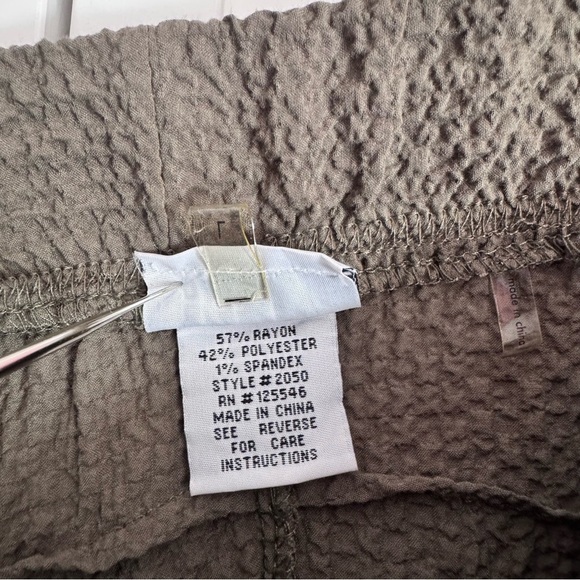 Habitat High-Low Textured Maxi Skirt Olive Green Crinkle Boho Festival Large NEW - Picture 2 of 8